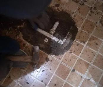 江苏卫生间漏水维修公司为您分享下卫生间渗水如何处理及注意事项
